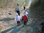 Ukliďme Česko - ukliďme cestu do lesa